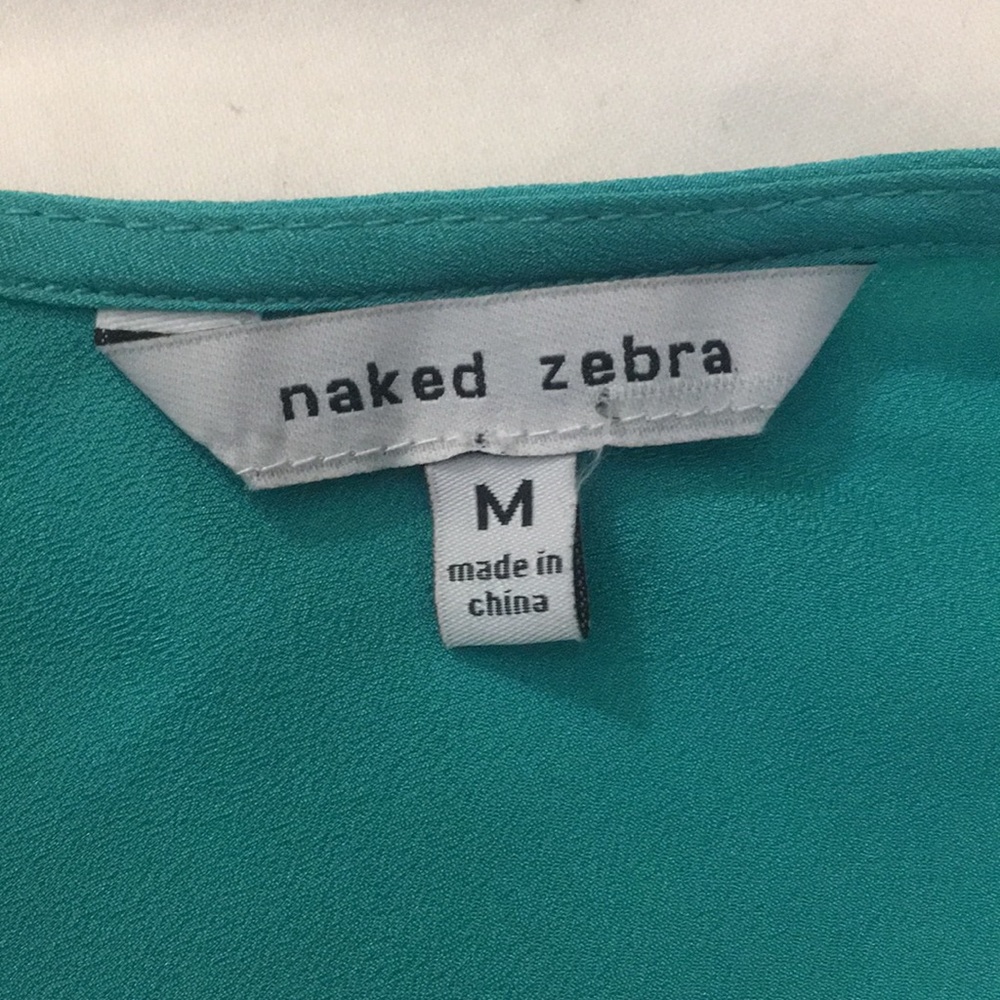 Short sleeve teal blouse with back button closure, Sz M - Picture 4 of 7